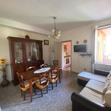 Casa Vacanza Santa Teresa Di Riva Exterior foto